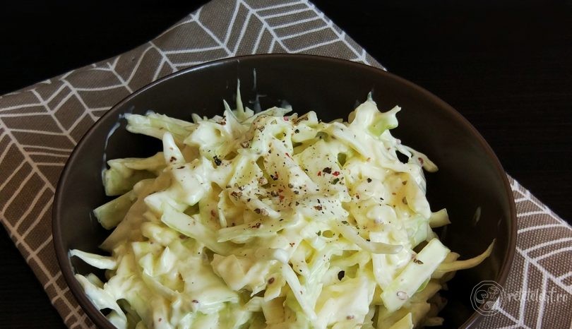 Salată Coleslaw low-carb