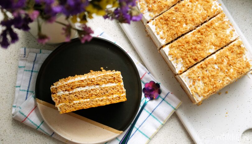 Prăjitură Carrot Cake fără zahăr